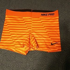 Nike Pro booty shorts
